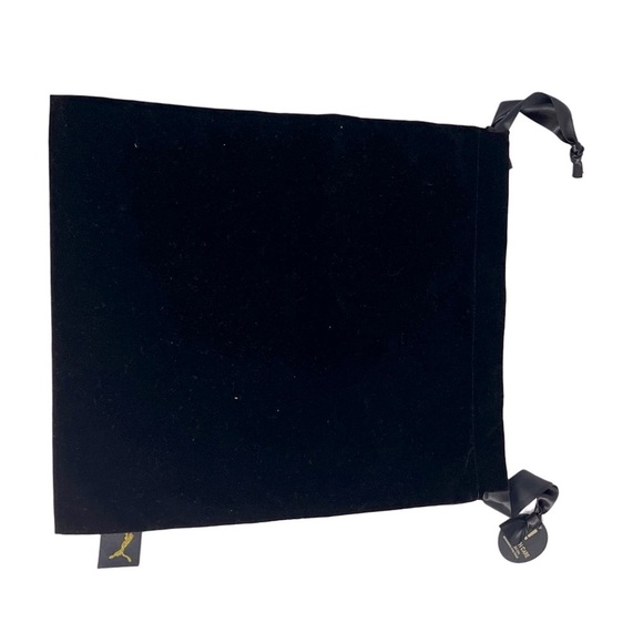 New with tag NWT Fenty Puma Black Velvet Drawstring Dust pouch 15.5x14 - Picture 2 of 6